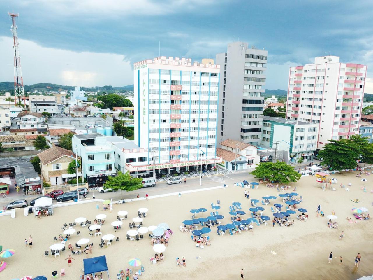 Imperador Turismo Hotel ปิซาร์รัส ภายนอก รูปภาพ